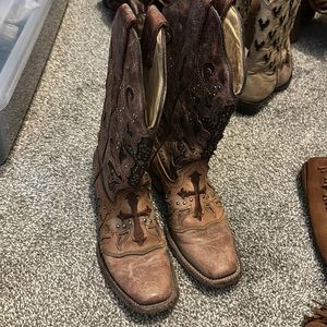Corral boots